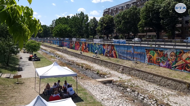 В Кюстендил се състоя първото издание на графити фестивала „Colors of Kyustendil”