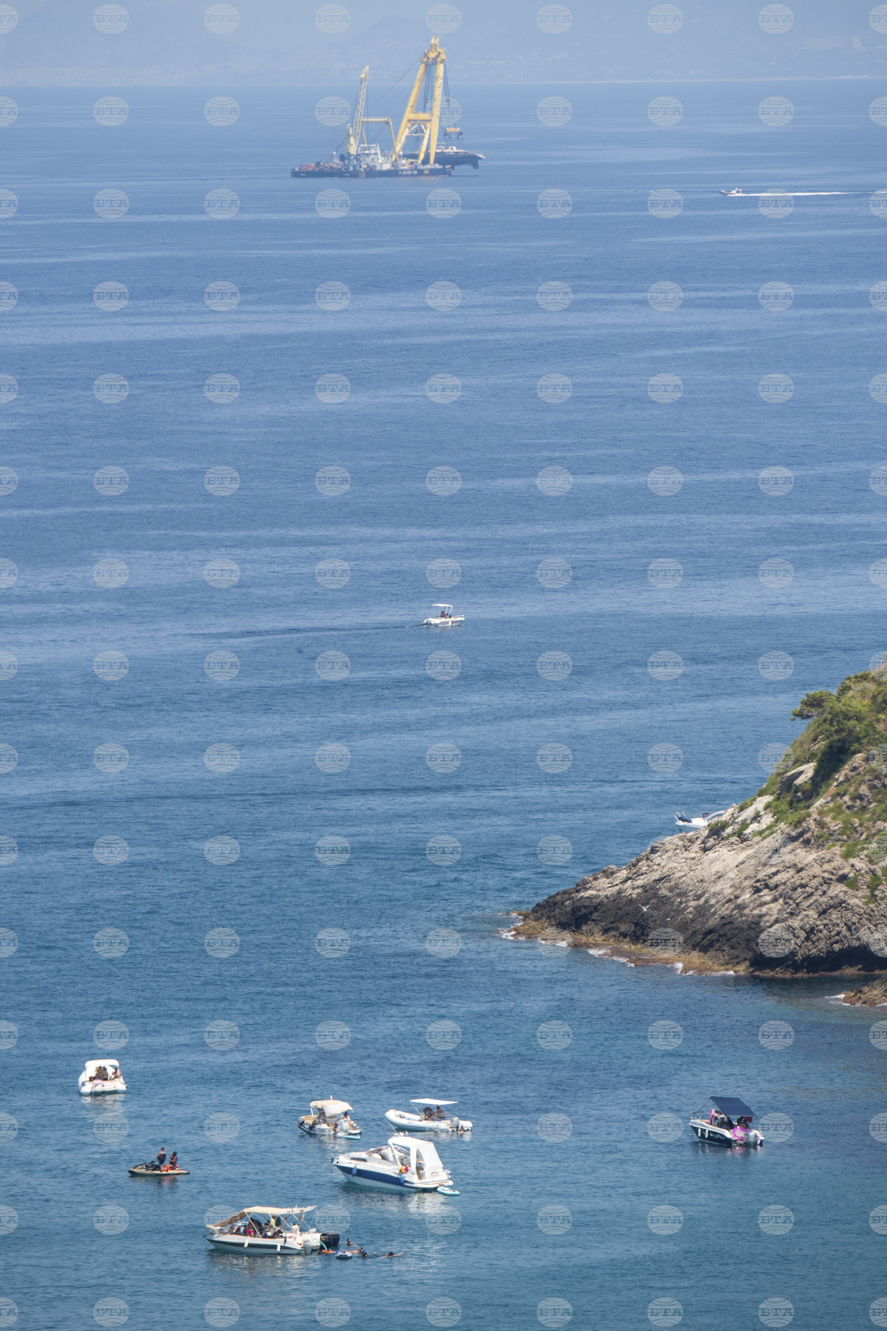 Italy Yacht Recovering