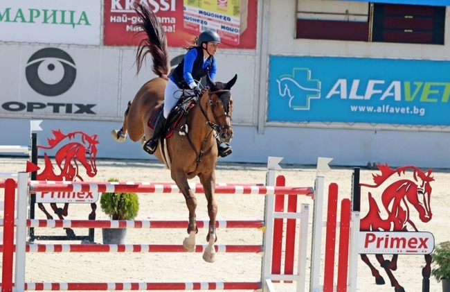 Румънец спечели Гран При от Световната купа по конен спорт, Елиза Чолакова завоюва две призови места