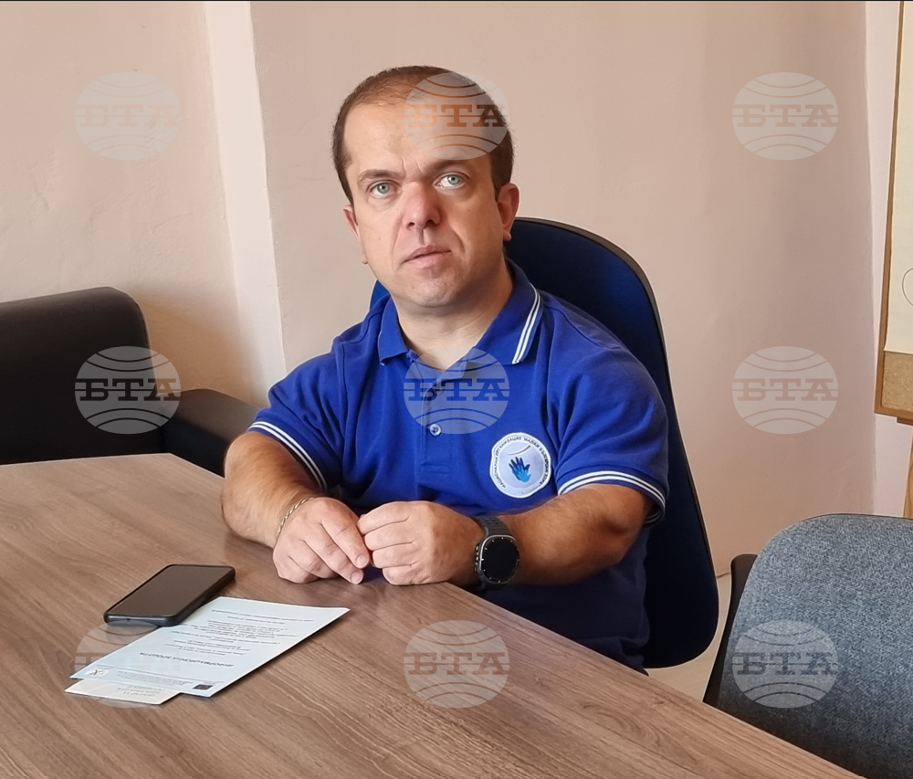 Малките хора се нуждаят от приобщаваща среда, те са достатъчно работоспобни, каза за БТА Светослав Чернев