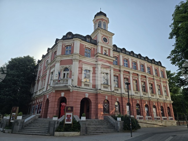 Плевен е домакин за втори път на Международния театрален фестивал „Школа“ 