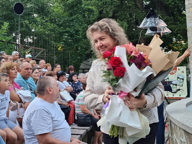 Хисаря е древен град, но и модерен и млад, каза председателят на парламента Наталия Киселова