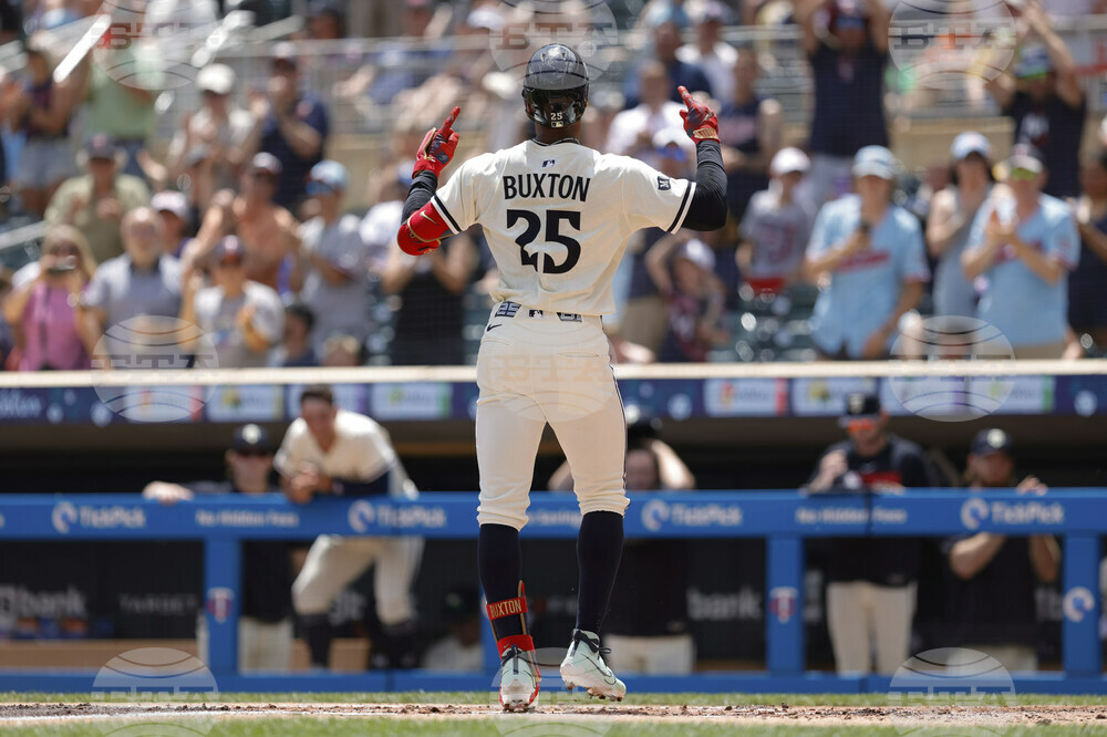 Brewers Twins Baseball