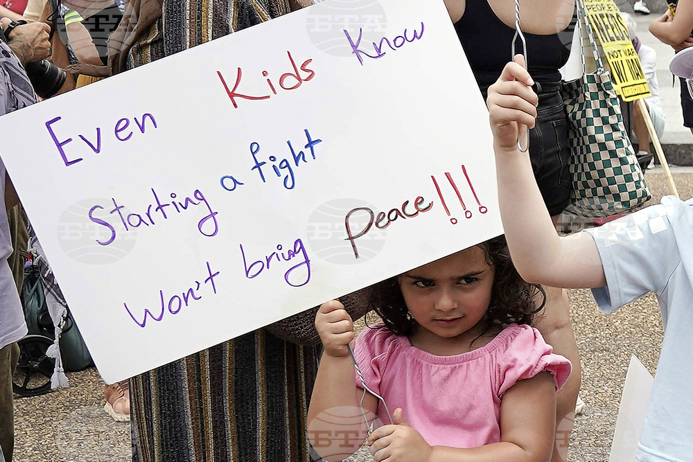 Mideast Wars US Iran Protest