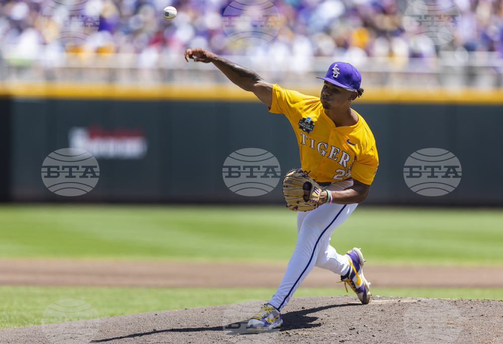 CWS Finals Baseball