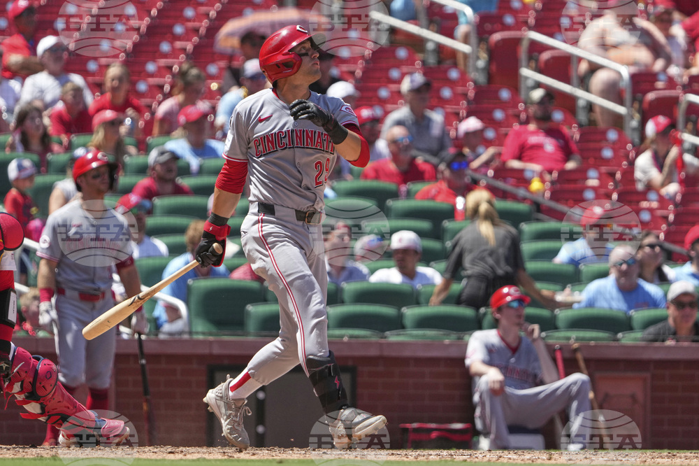 Reds Cardinals Baseball