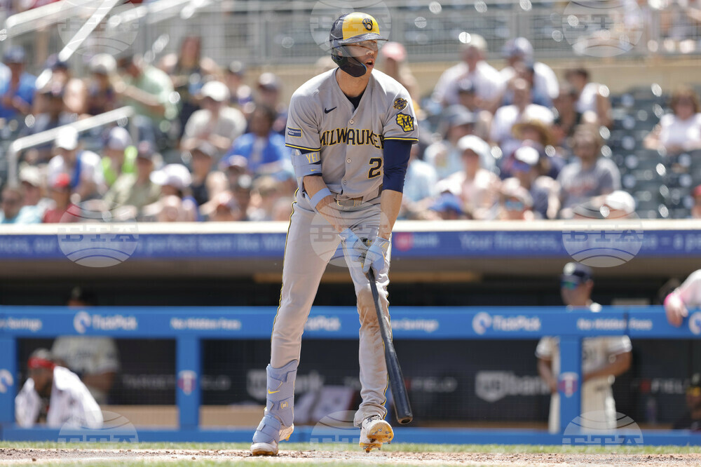 Brewers Twins Baseball