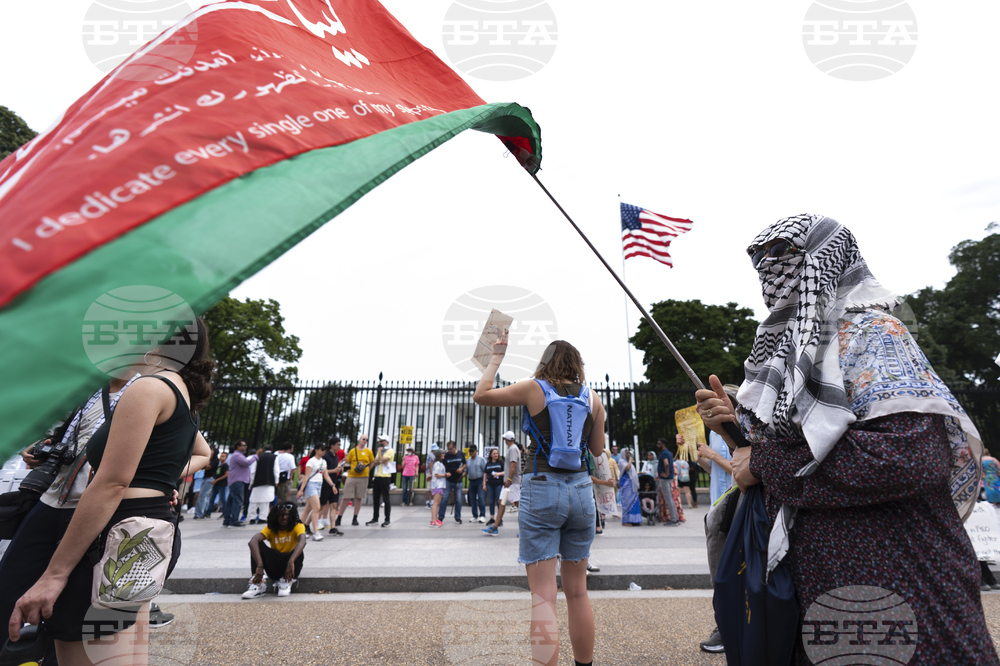 Mideast Wars US Iran Protest