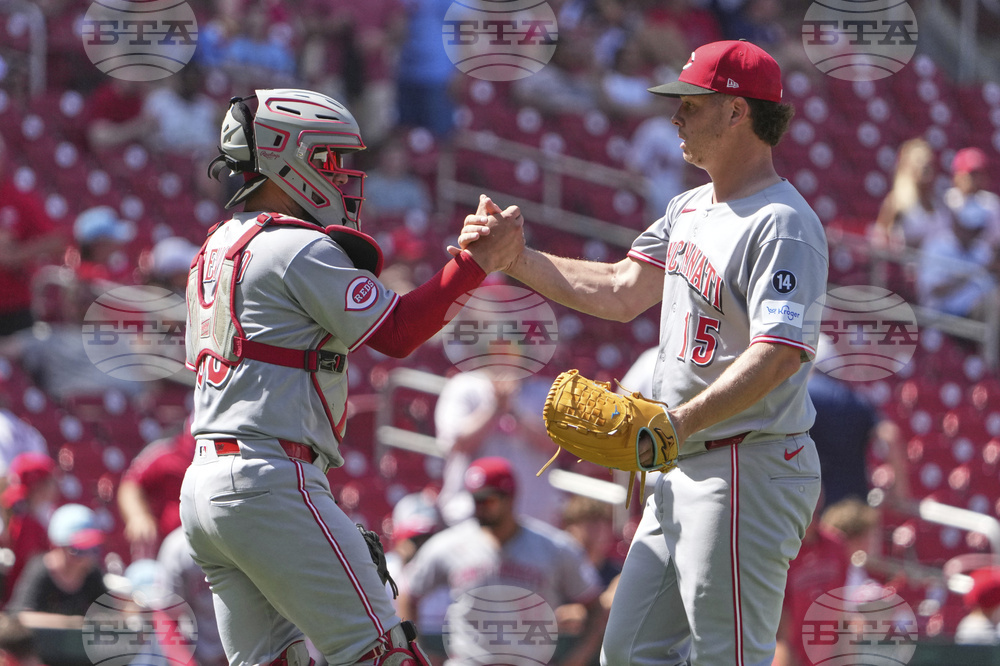 Reds Cardinals Baseball