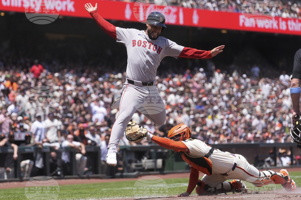 Red Sox Giants Baseball