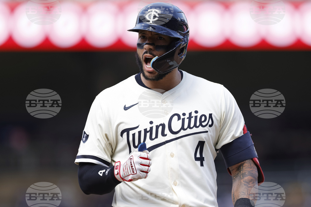 Brewers Twins Baseball