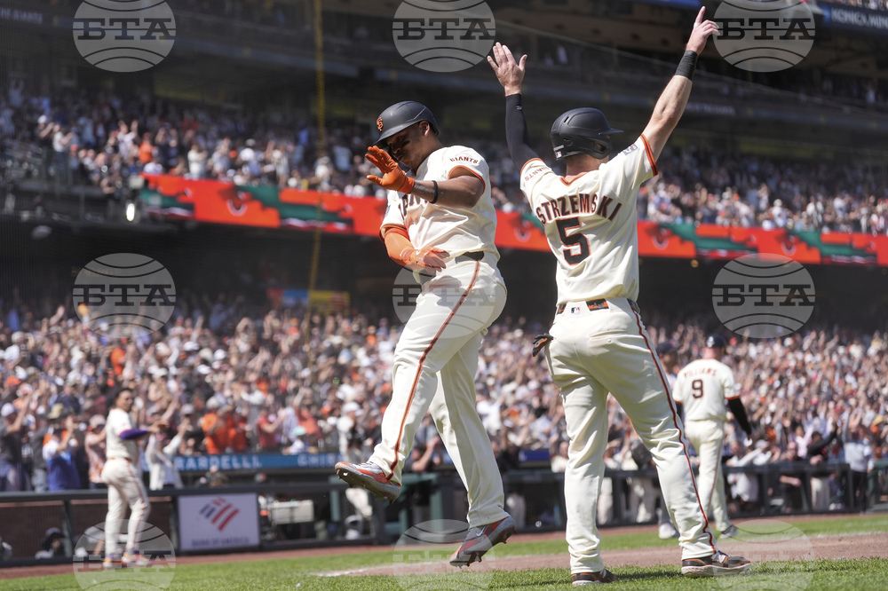 Red Sox Giants Baseball