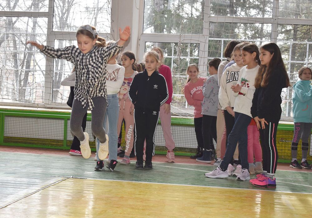 Община Разград: Над 120 ученици участваха в 27-мото издание на състезанието „Левски скок” 