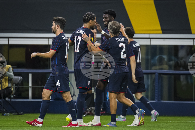 САЩ победи Хаити на КОНКАКАФ Голд Къп и се класира на четвъртфиналите с пълен актив