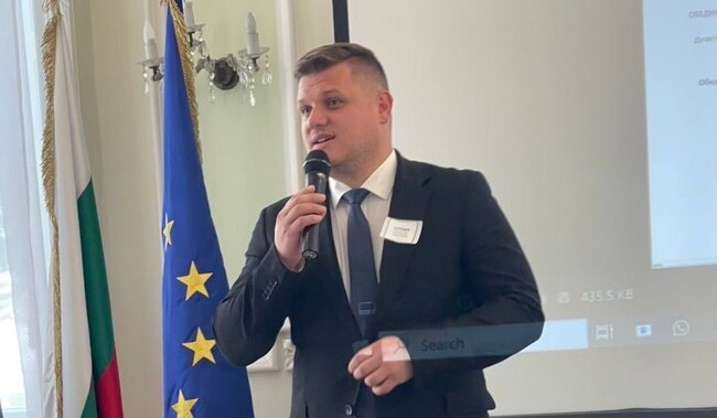 Стоян Таслаков от Лондон: Където има българско дете, има и България 