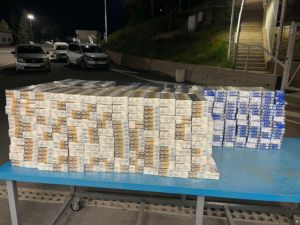 177,000 Illegal Cigarettes Seized in 17 Checks at Border with Serbia