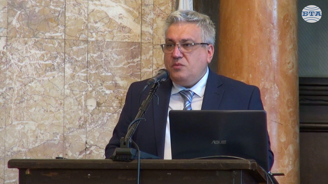 Решенията и политиките трябва да се правят на базата на навременна, достъпна и обективна информация, посочи председателят на НСИ