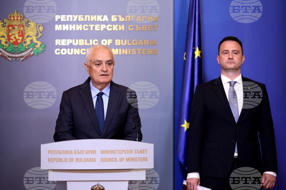 Министър Атанас Запрянов: За България не съществува пряка военна заплаха в резултат на ударите на САЩ по ядрените обекти на Иран