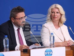 Национален пресклуб на БТА - София - Българска телеграфна агенция - Британско-българска търговска камара - договор - подписване