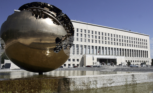 Италия изрази протест пред Израел, след като израелски заселник е заплашил двама карабинери на мисия на Западния бряг