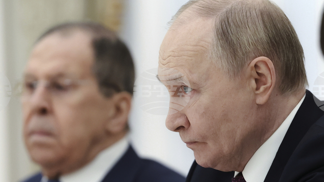 Кремъл отхвърли спекулациите за разрив между външния министър Лавров и Путин