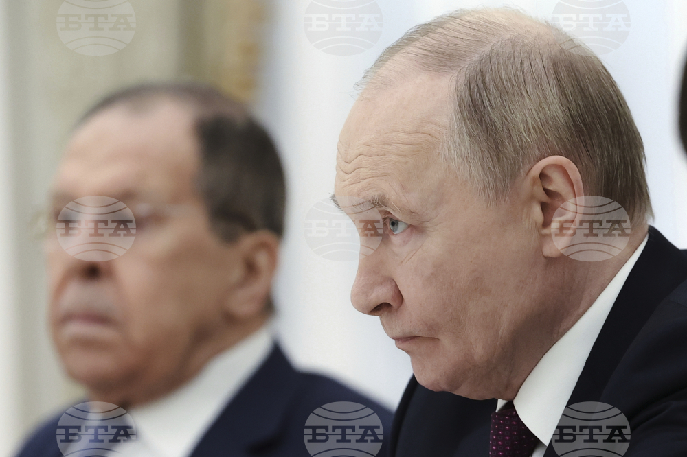 Кремъл отхвърли спекулациите за разрив между външния министър Лавров и Путин