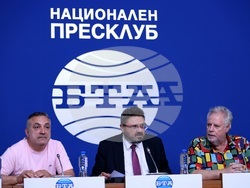 Национален пресклуб на БТА - София - Българска телеграфна агенция - Театрален колеж "Любен Гройс" - договор - подписване