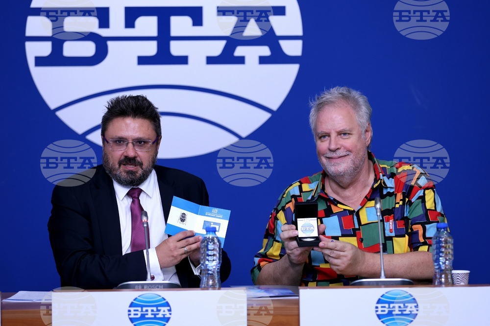 Национален пресклуб на БТА - София - Българска телеграфна агенция - Театрален колеж "Любен Гройс" - договор - подписване