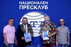 Национален пресклуб на БТА - София - Българска телеграфна агенция - Театрален колеж "Любен Гройс" - договор - подписване