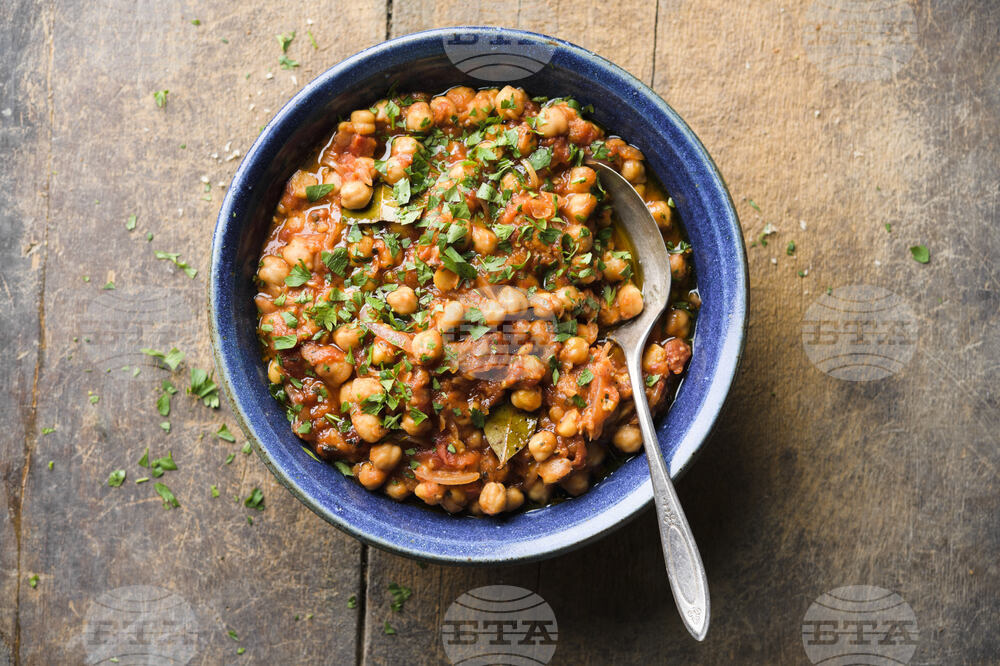 Food-MilkStreet—Greek Braised Chickpeas