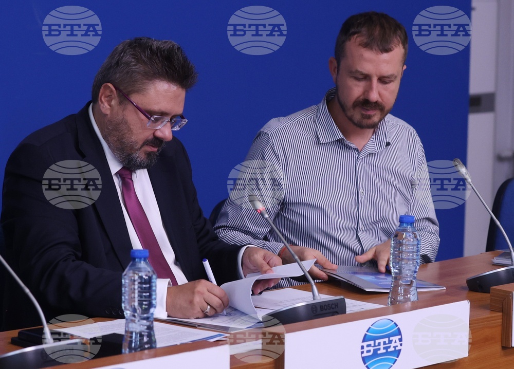BTA and 199 Theatre Sign Partnership Agreement