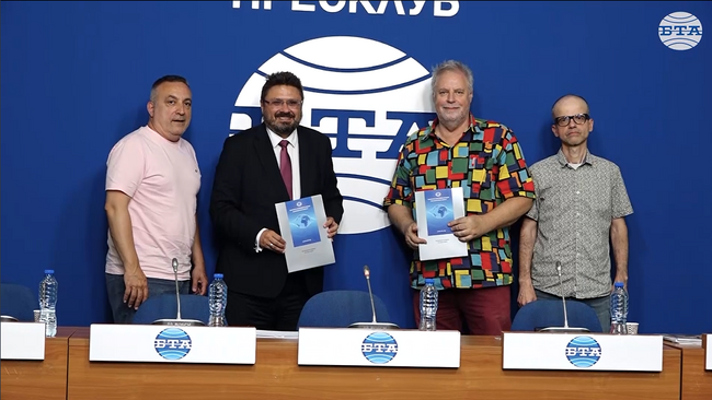 БТА и театралният колеж „Любен Гройс" подписаха договор за партньорство