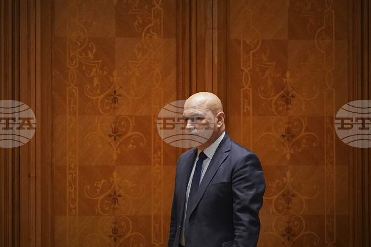 Romanian PM Bolojan Receives Vote of Confidence from Fellow Party Members