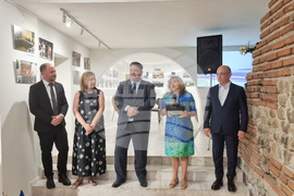 Празник на държавния служител - валидиране на пощенска марка и фотоизложба