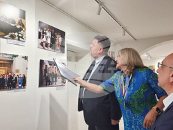 Празник на държавния служител - валидиране на пощенска марка и фотоизложба