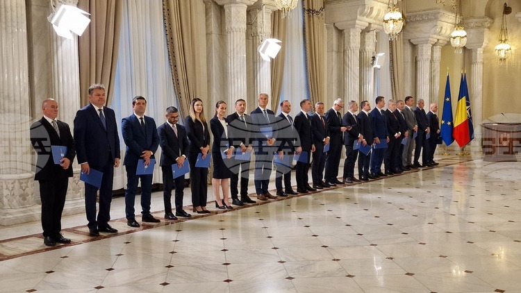 Over Half of Romanians Say Bolojan Government Is Leading Country Astray
