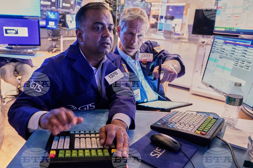 Индексите на Уолстрийт доближават рекордни стойности на фона на продължаващото примирие между Израел и Иран