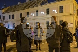 Румъния - Спектакъл с акробатика и светлини събра хиляди на площад "Унири" в Тимишоара, Снимка/ MIHAITOTH@2023