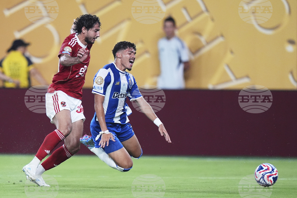 APTOPIX CWC FC Porto Al Ahly Soccer