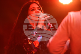 Румъния - Спектакъл с акробатика и светлини събра хиляди на площад "Унири" в Тимишоара, Снимка/ MIHAITOTH@2023