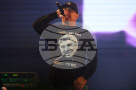 Румъния - Спектакъл с акробатика и светлини събра хиляди на площад "Унири" в Тимишоара, Снимка/ MIHAITOTH@2023