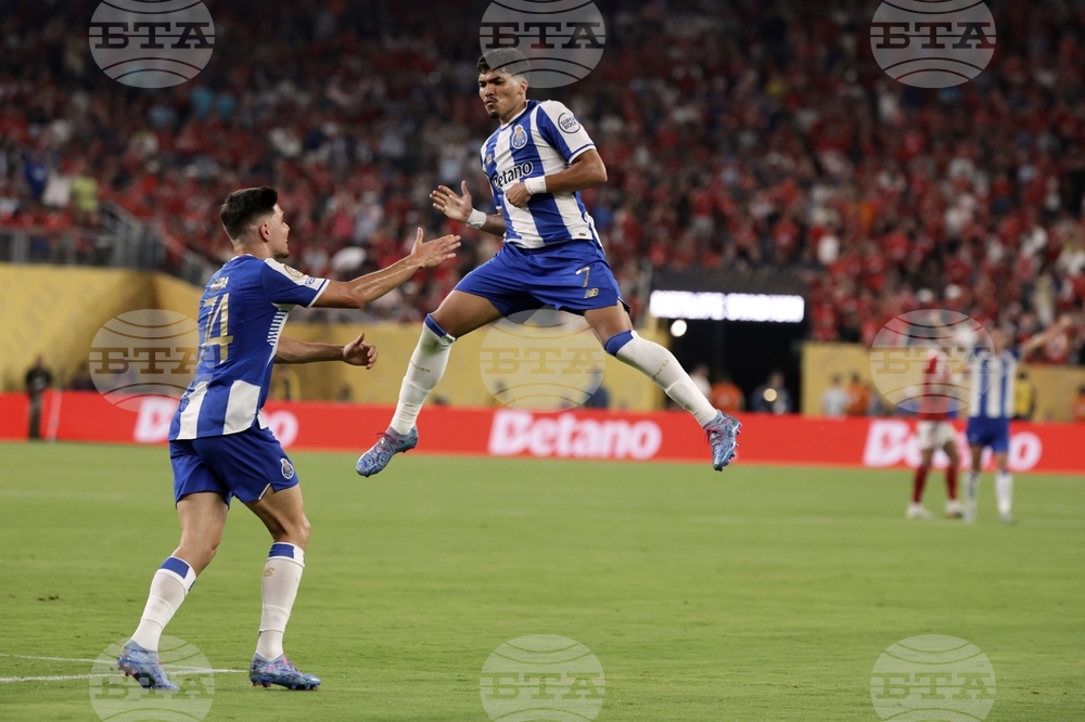 APTOPIX CWC FC Porto Al Ahly Soccer