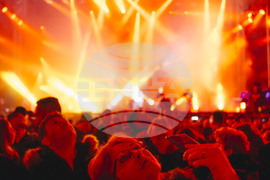 Румъния - Спектакъл с акробатика и светлини събра хиляди на площад "Унири" в Тимишоара, Снимка/ MIHAITOTH@2023