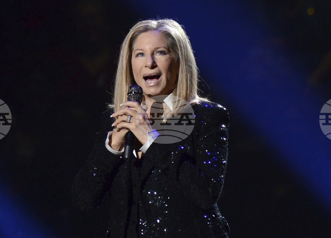 Барбра Стрейзанд споделя за трудностите при записването на новия си дуетен албум, който излиза днес