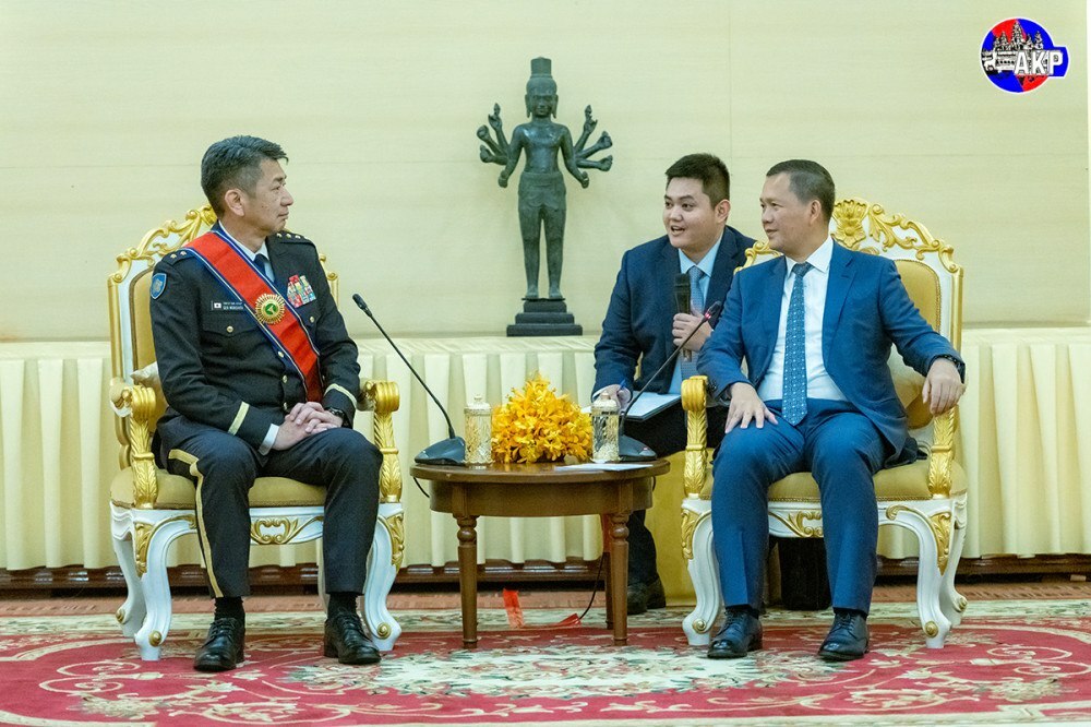 АКП: Камбоджанският премиер се срещна с началника на щаба на японските сухопътни сили за самоотбрана