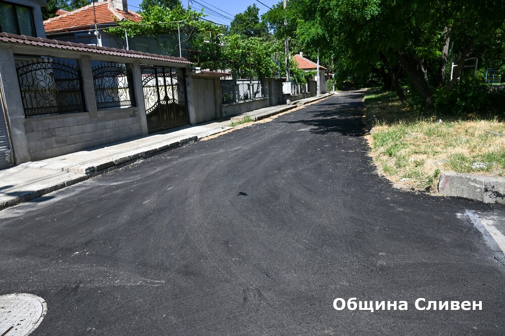 Община Сливен: Продължават ремонтите по уличните и тротоарните мрежи на Сливен