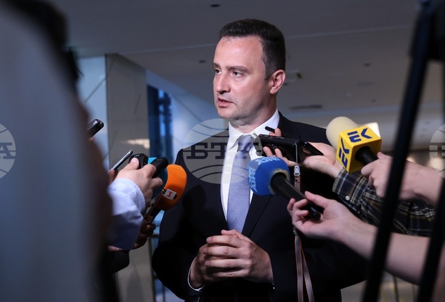 Bulgaria’s Fuel Needs Fully Met, According to Energy Minister