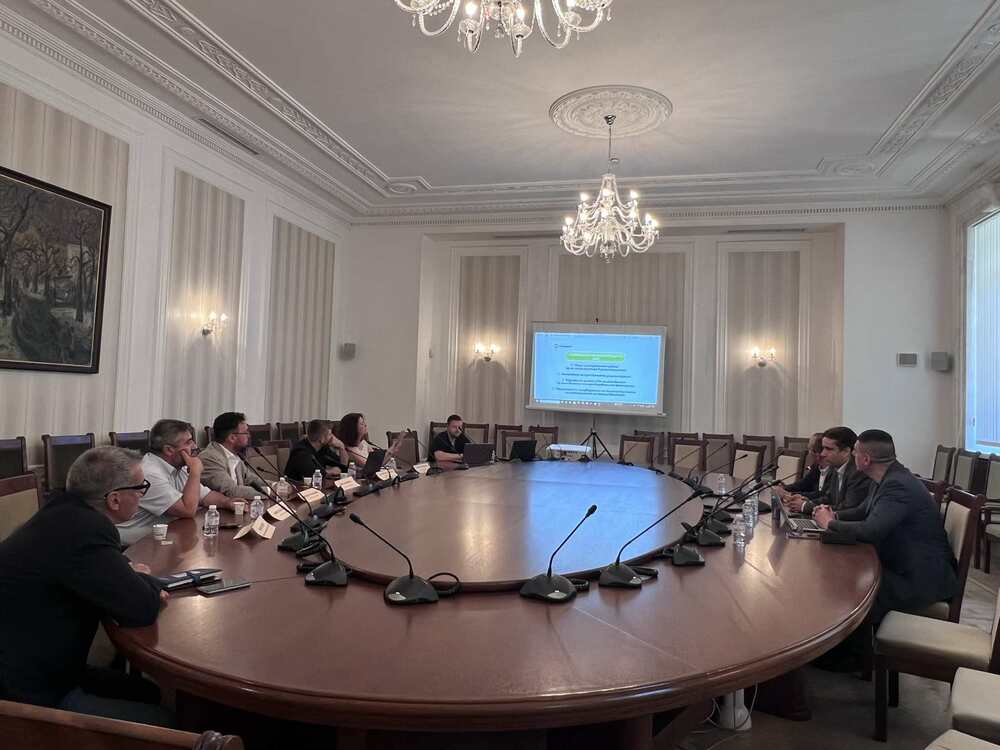 Браншови асоциации обсъдиха с лидерите на “Да, България” законопроекта за повече конкуренция при екотаксите върху стоките