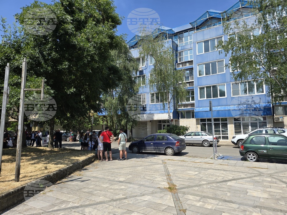 Видин - протест - родители - агресия - малолетни - прокуратура