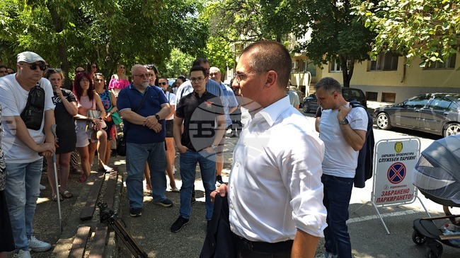  Видин - протест - родители - агресия - малолетни - прокуратура